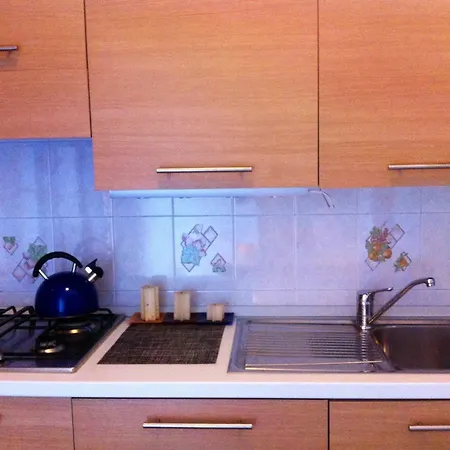 Augusta Μπιμπιόνε